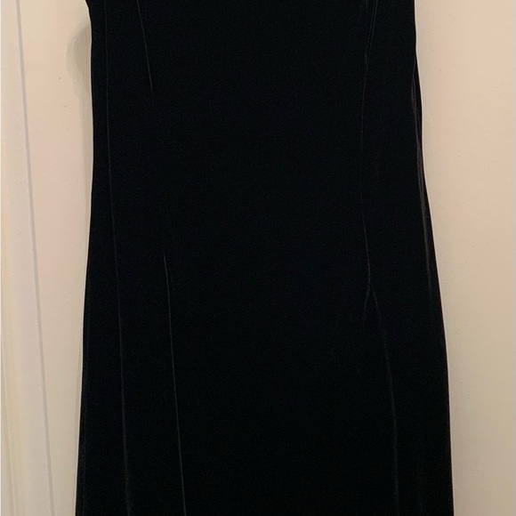 NEW Donna Rocco Elegant Black Velvet Embellished Dress 10 - Picture 7 of 7